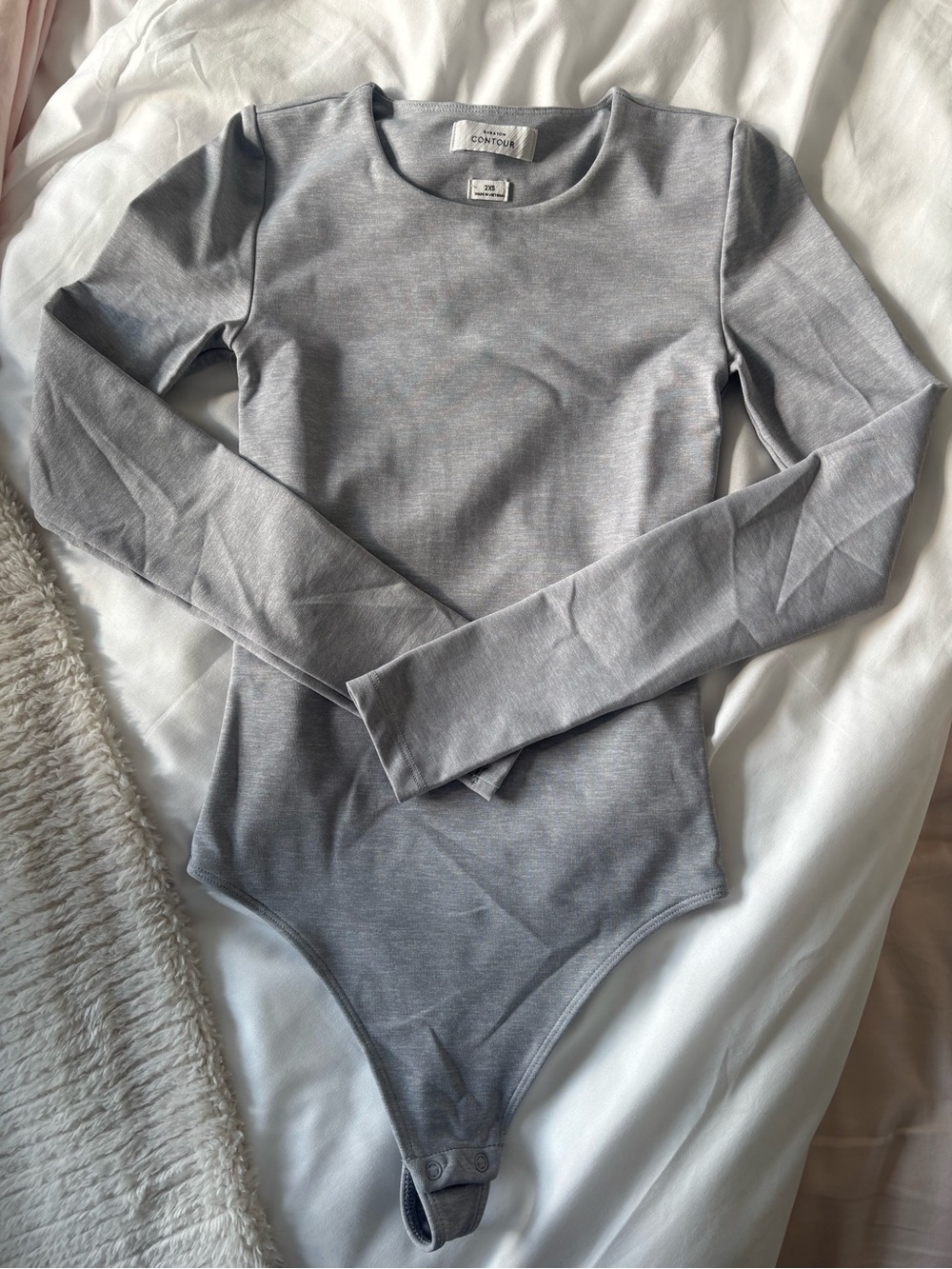 Aritzia Contour long sleeve bodysuit